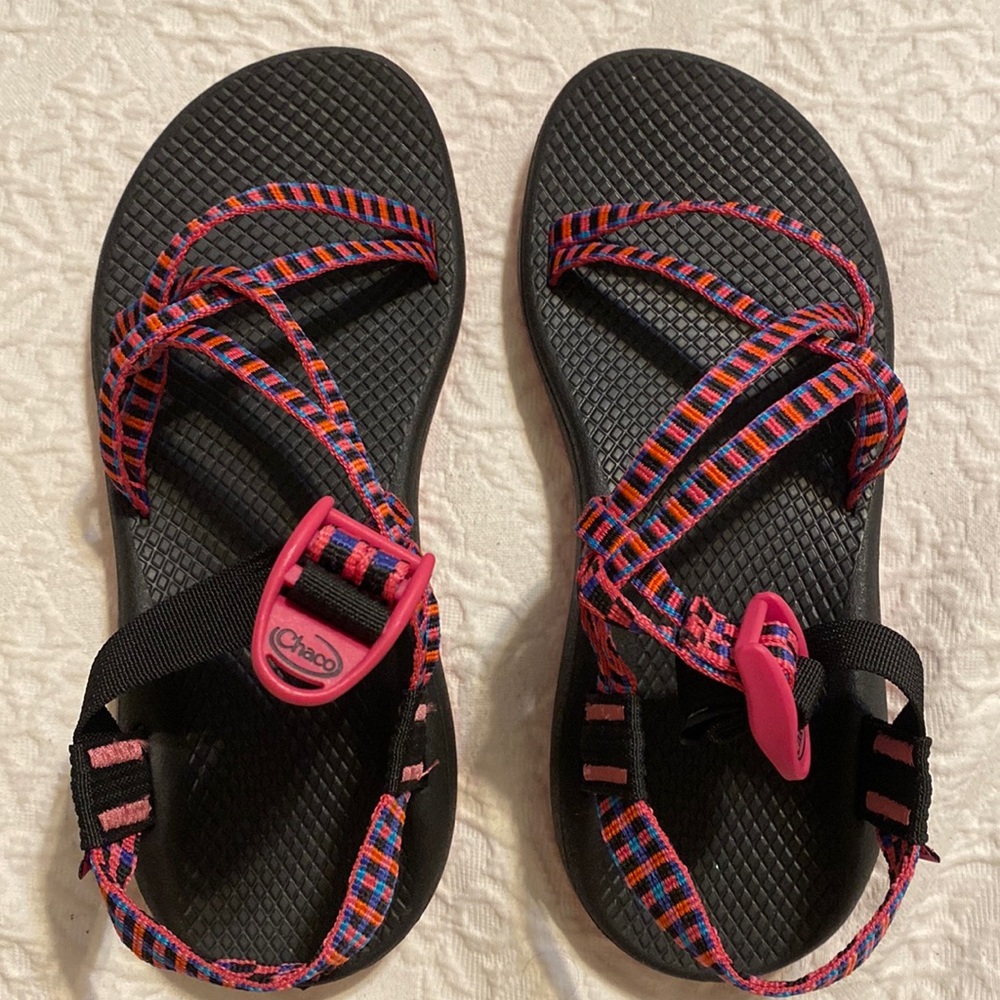 Chacos womens size 7 excellent condition